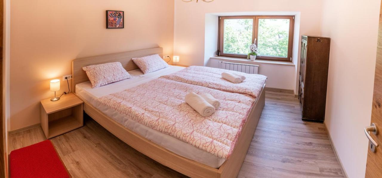 Apartamento House Hiperbola & Outdoor Activities Bovec Exterior foto